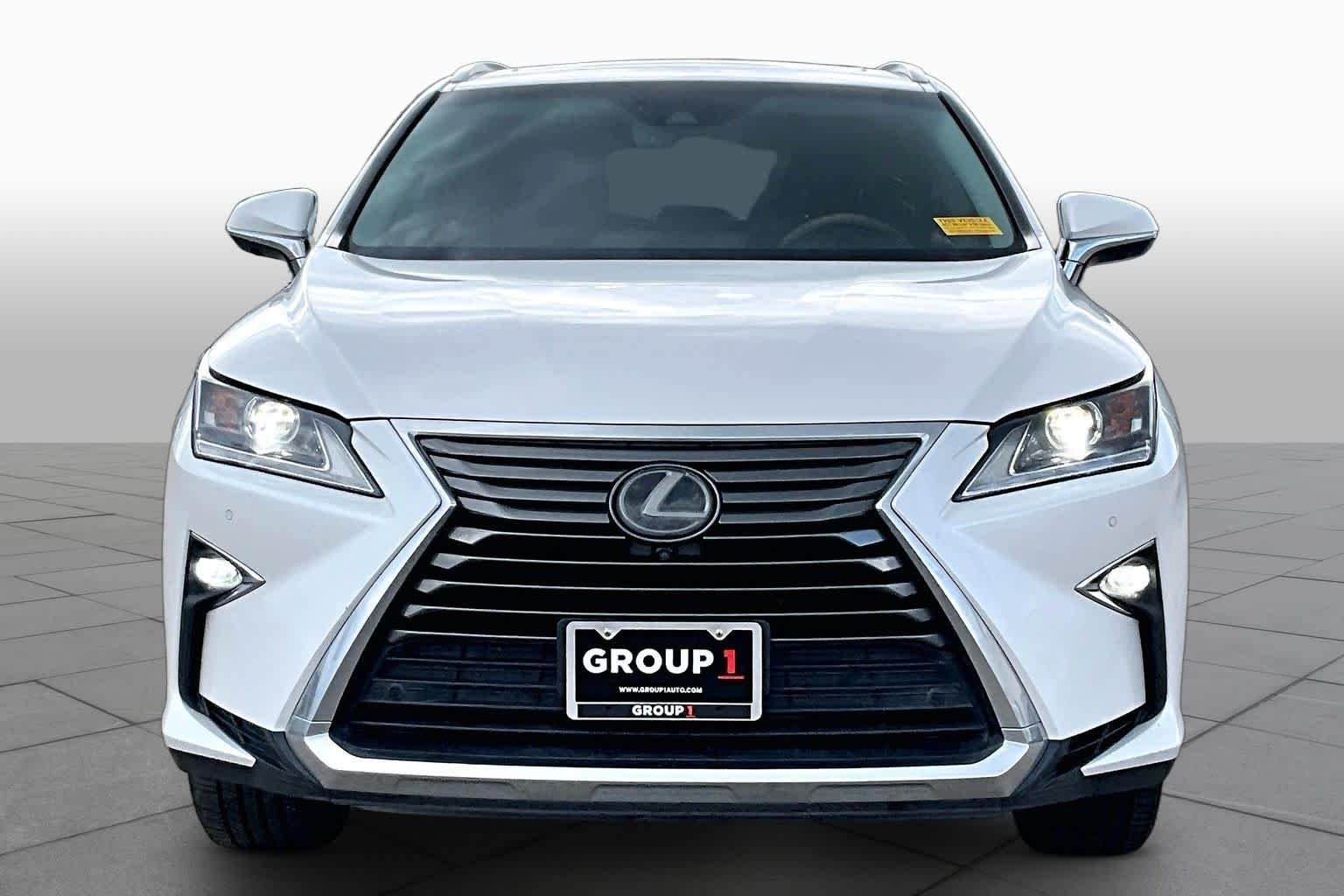 Used 2019 Eminent White Pearl Lexus  image 4