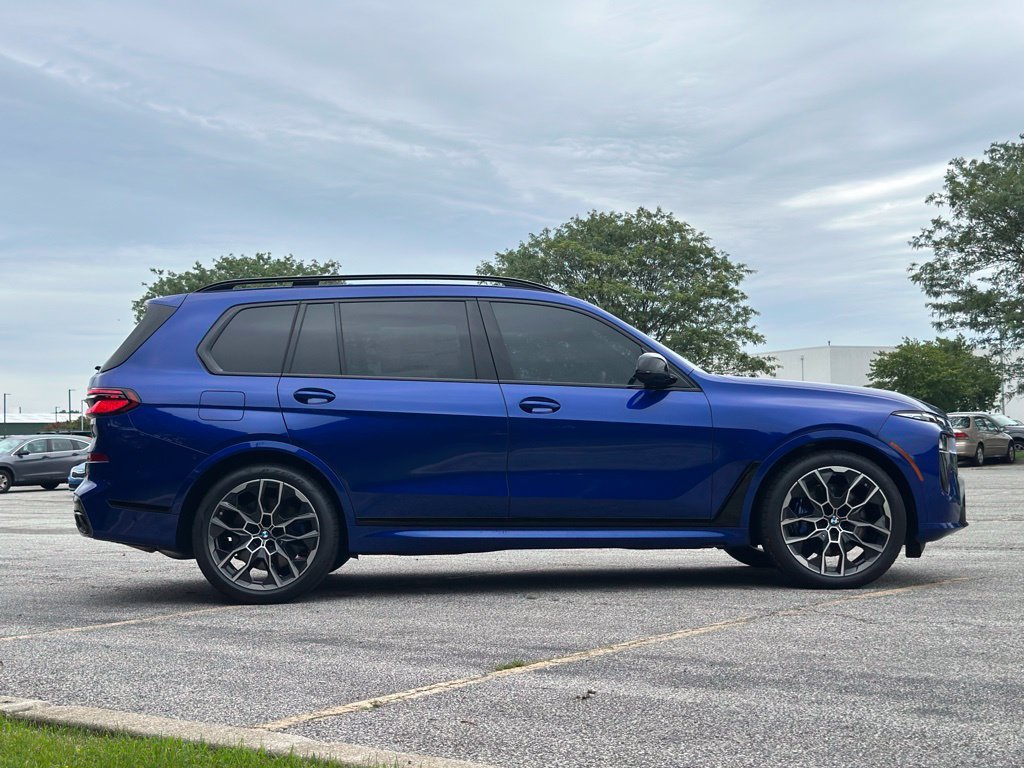 2026 BMW X7 M60i - Photo 8