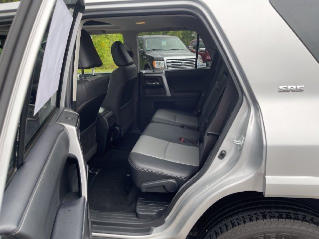 Used 2022 Silver Toyota SR5 Premium image 25