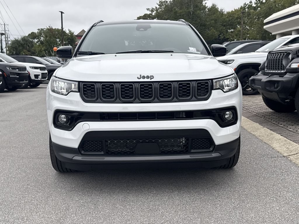 New 2026 Bright White Clear-Coat Exterior Paint Jeep Limited image 4