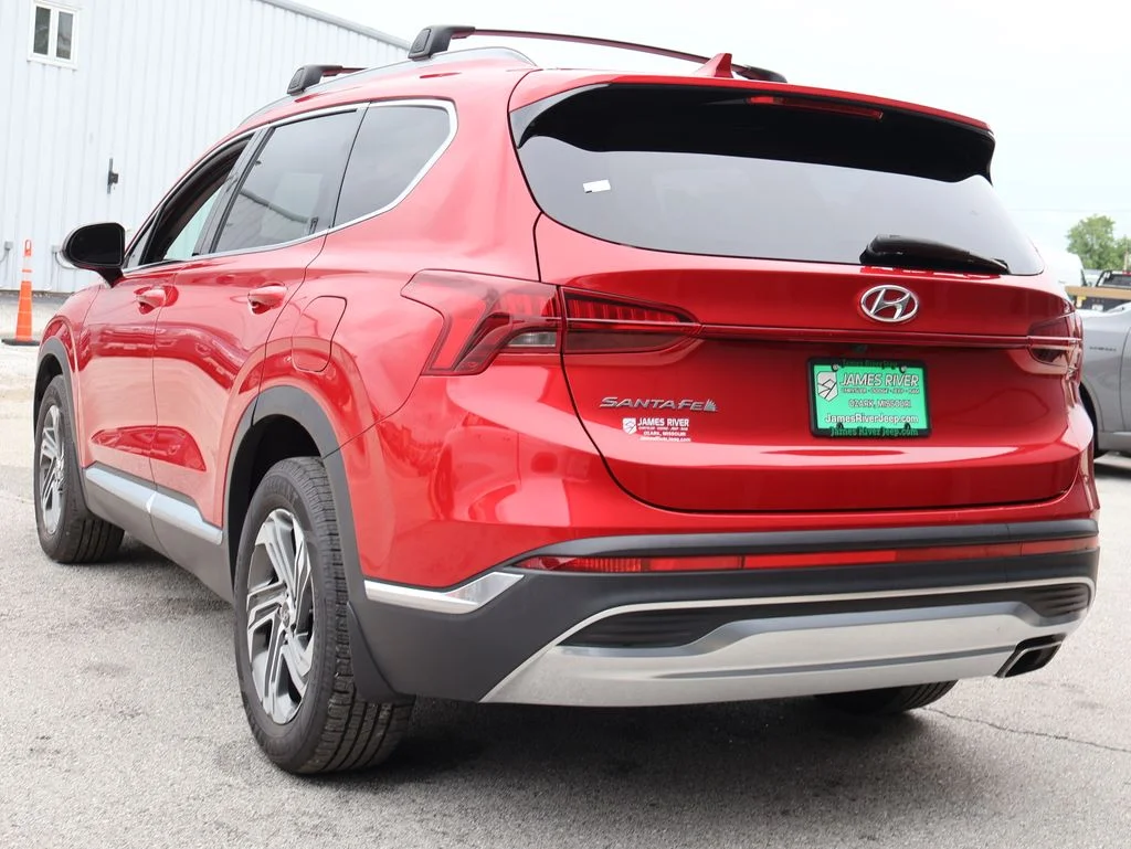 Used 2022 Red Hyundai SEL image 3