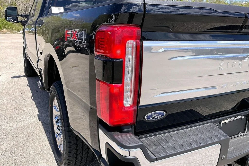 New 2026 Ford Super Duty F-250 King Ranch 4D Crew Cab