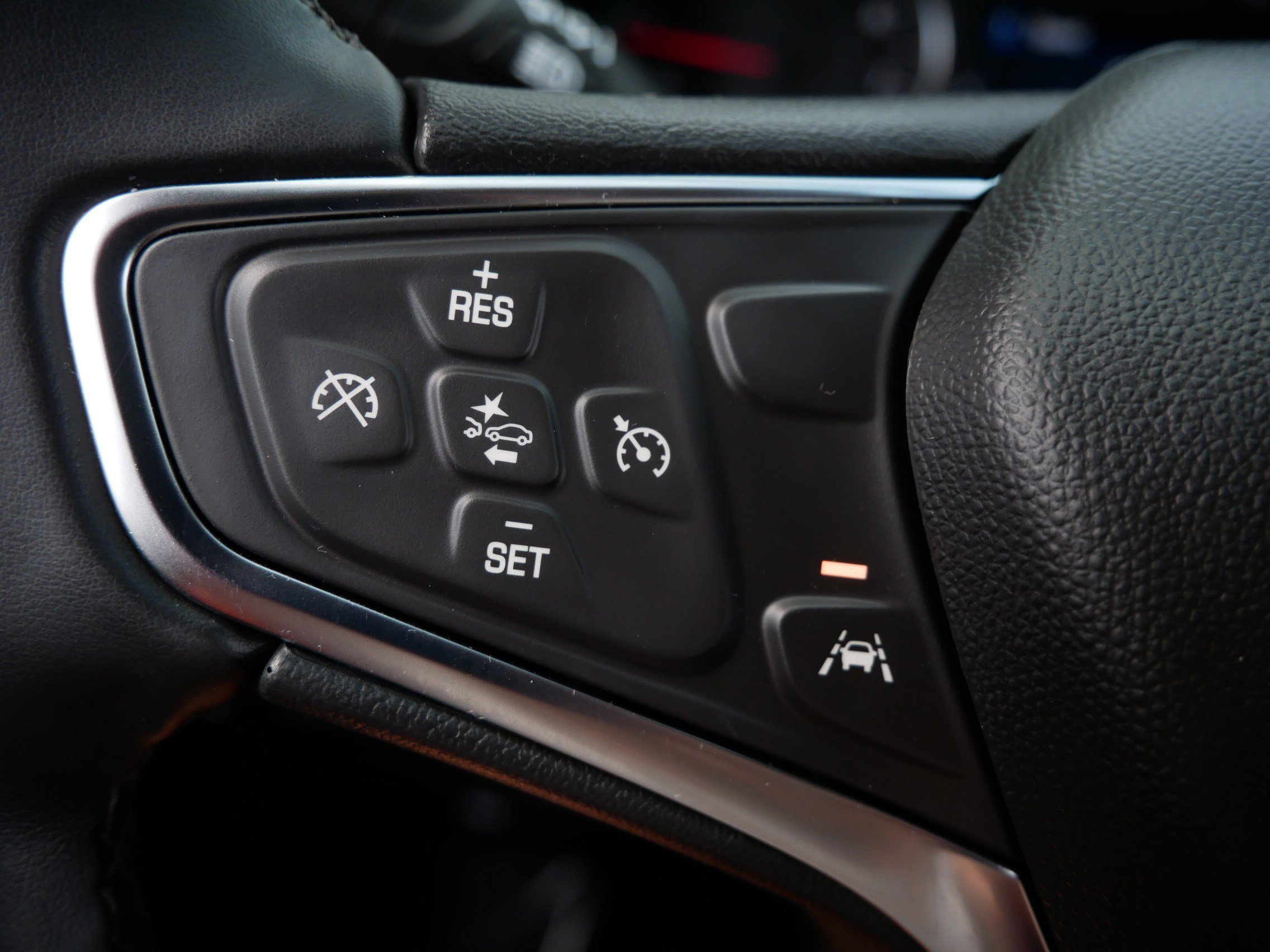 Used 2024 Mosaic Black Metallic Chevrolet LT image 31