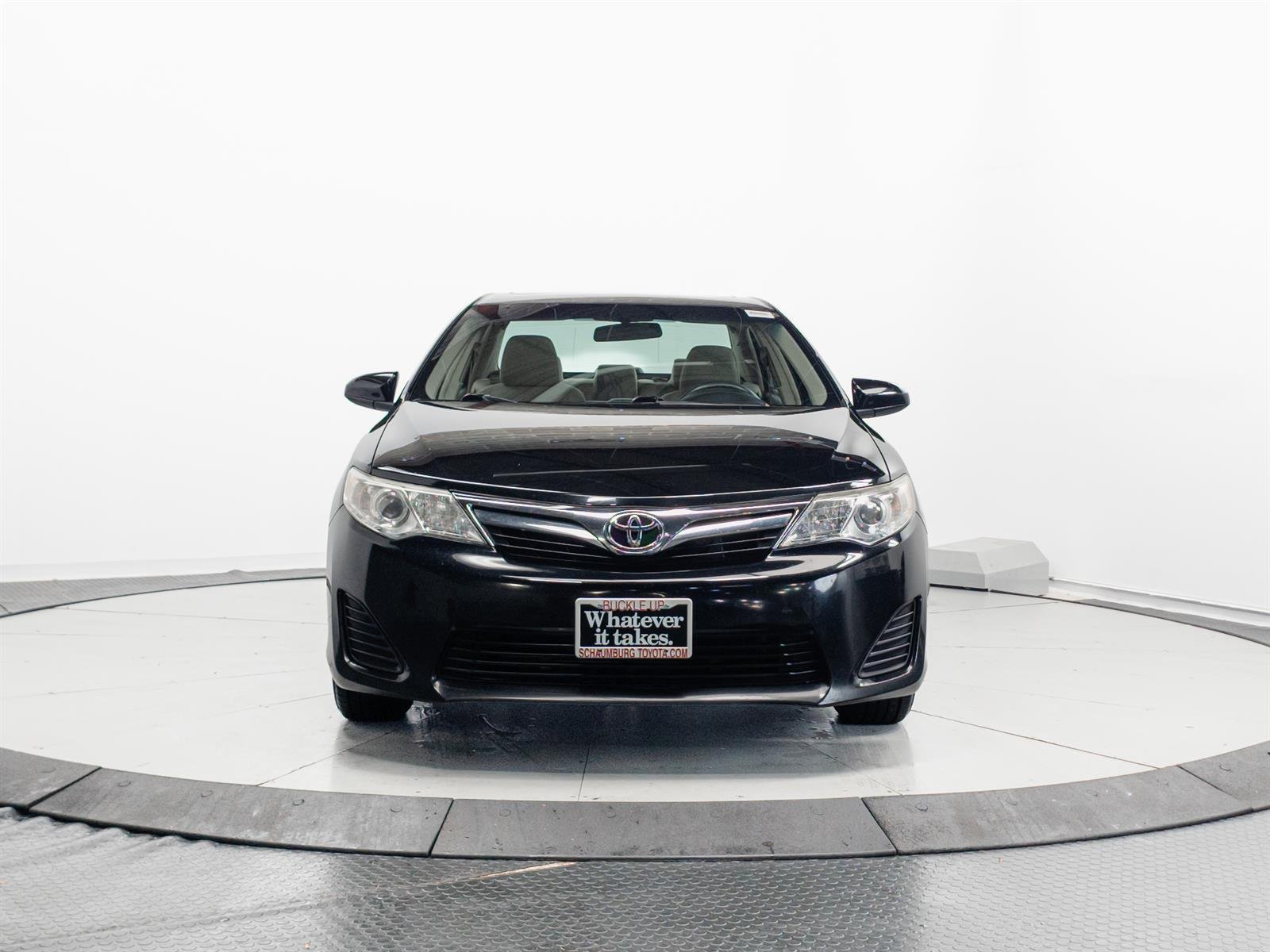 Used 2014 Toyota Camry LE with VIN 4T1BF1FK0EU817115 for sale in Schaumburg, IL