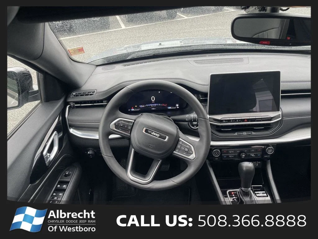 Used 2023 Silver Jeep Limited image 24