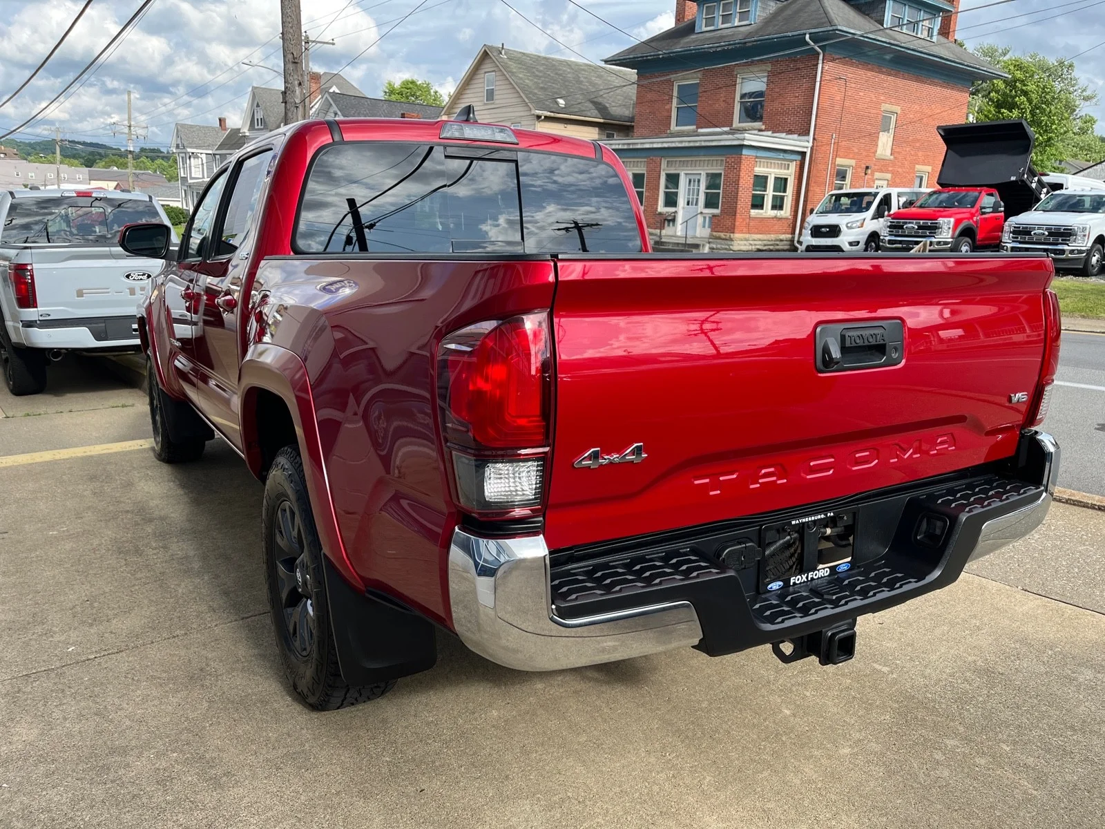 Used 2021 Red Toyota SR image 15