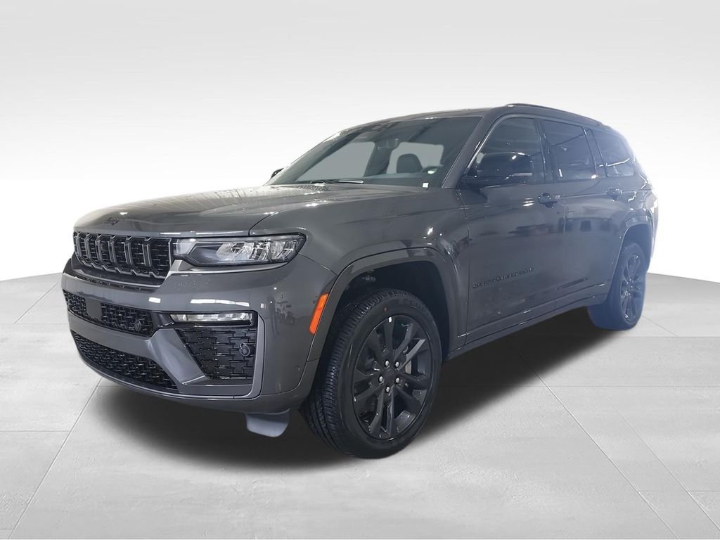 Used 2026 Gray Jeep Limited Reserve image 4