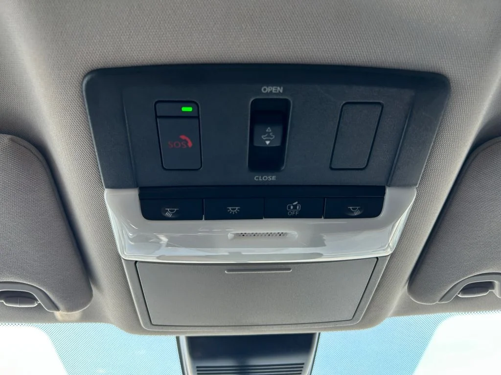 Used 2024 Black Nissan 2.5 SV image 29