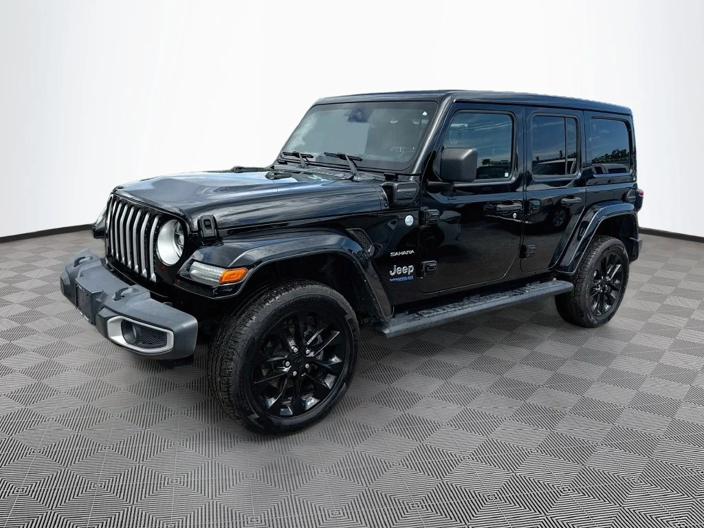 Used 2021 Black Jeep Unlimited Sahara 4xe image 9