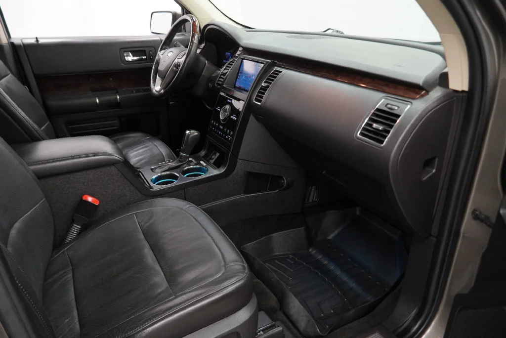 Used 2013 Gray Ford Limited image 44
