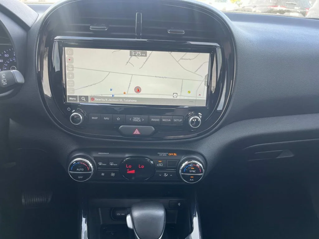 Used 2022 Inferno Red Kia EX image 15