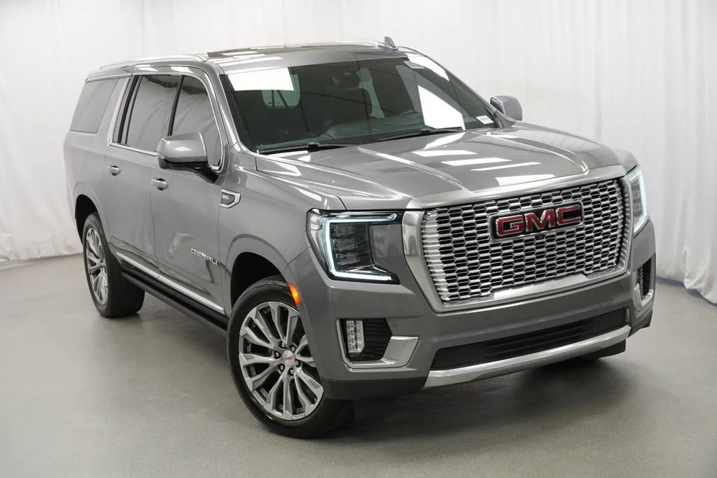 Used 2021 SATIN STEEL METALLIC GMC Denali image 39