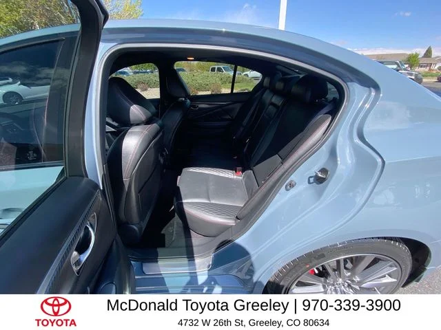 Used 2024 Gray INFINITI Red Sport 400 image 23