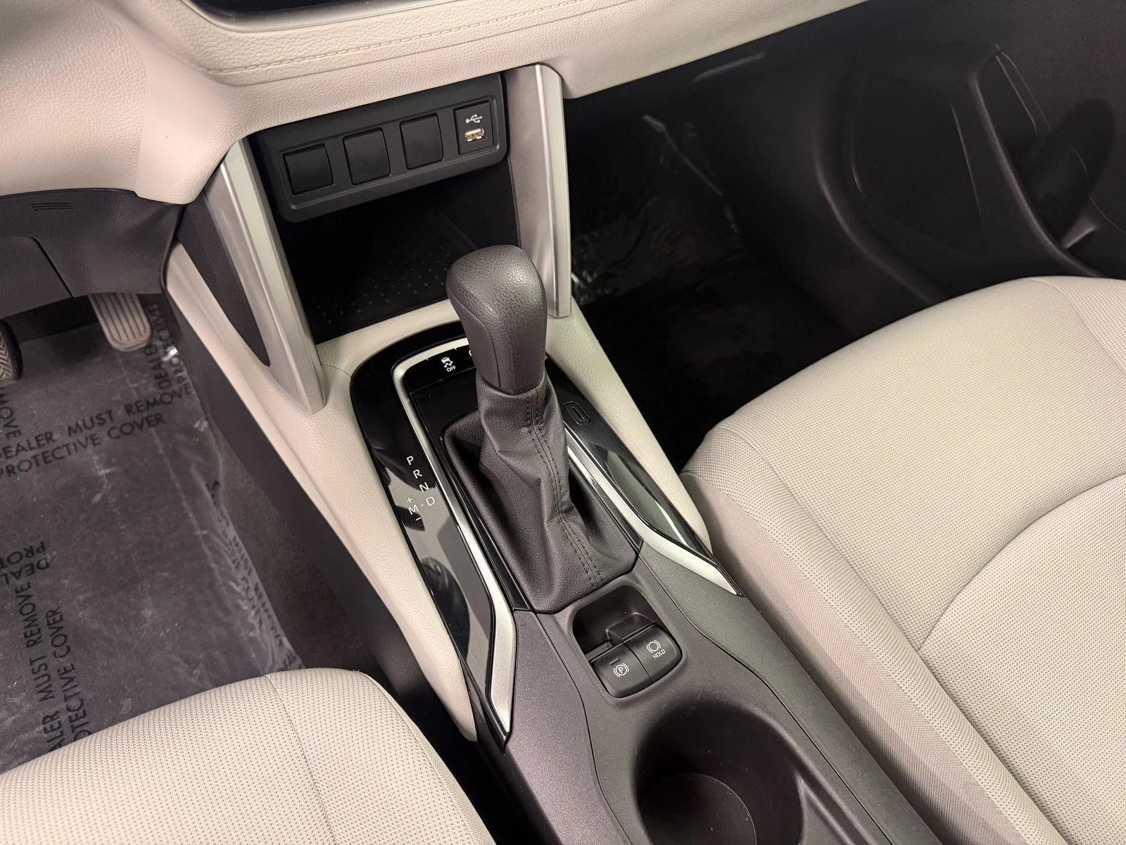 Used 2022 Celestite Toyota L image 11