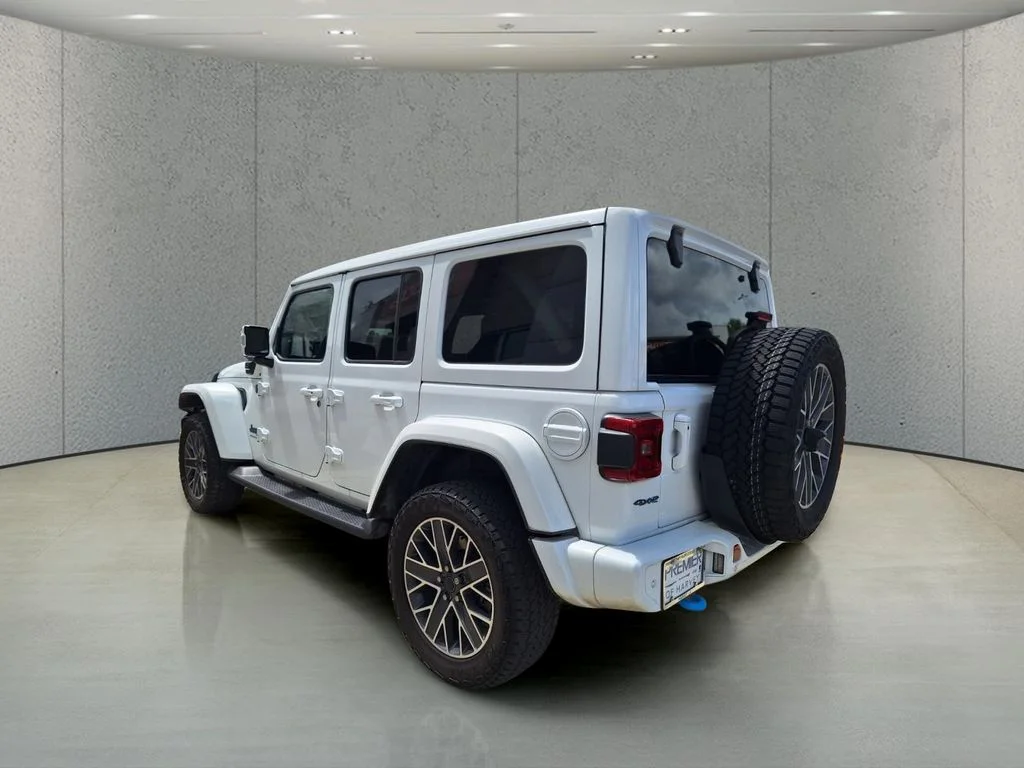 Used 2024 White Jeep High Altitude 4xe image 3