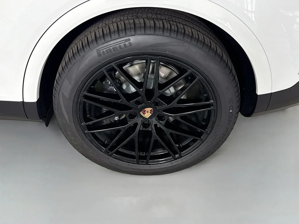 New 2026 White Porsche  image 31
