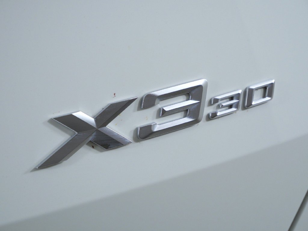 New 2026 Alpine White BMW 30 xDrive image 12