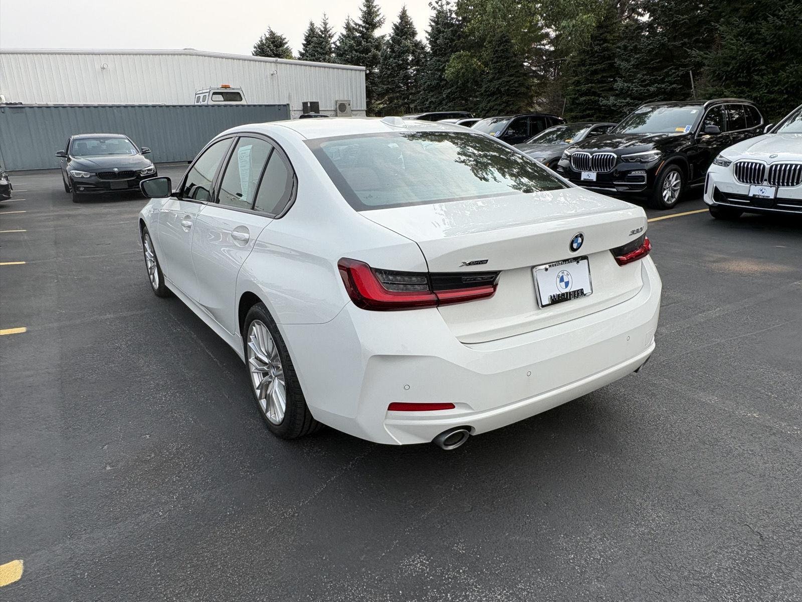 Used 2023 Alpine White BMW 330i xDrive image 7
