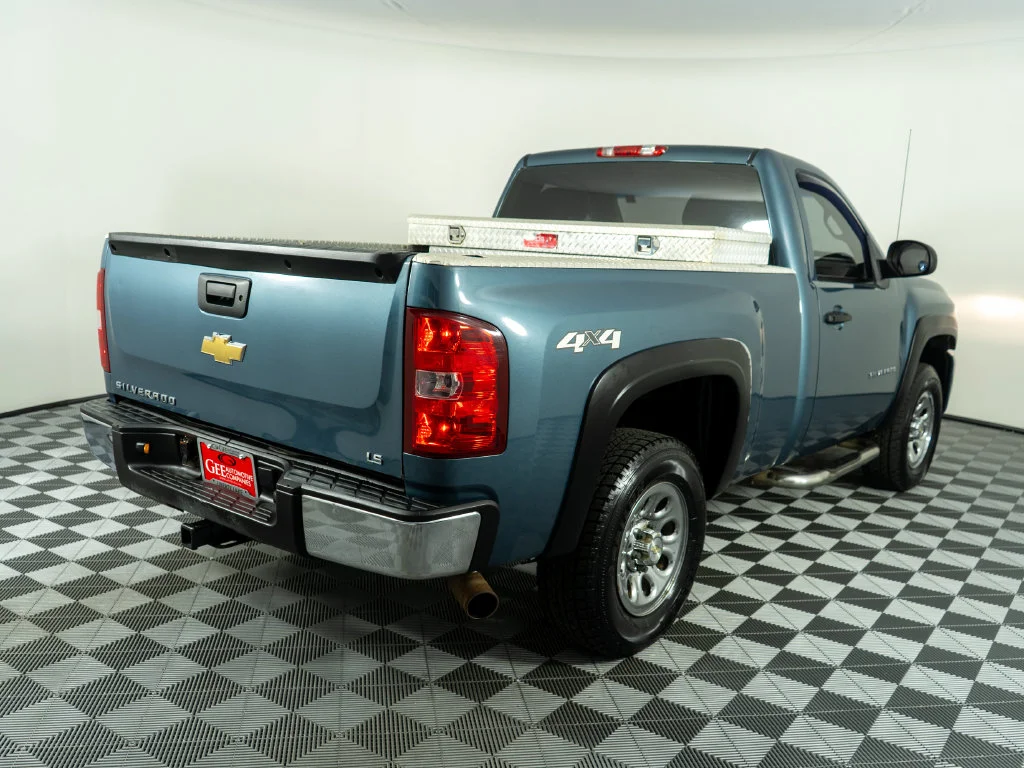Used 2011 Blue Chevrolet LS image 6