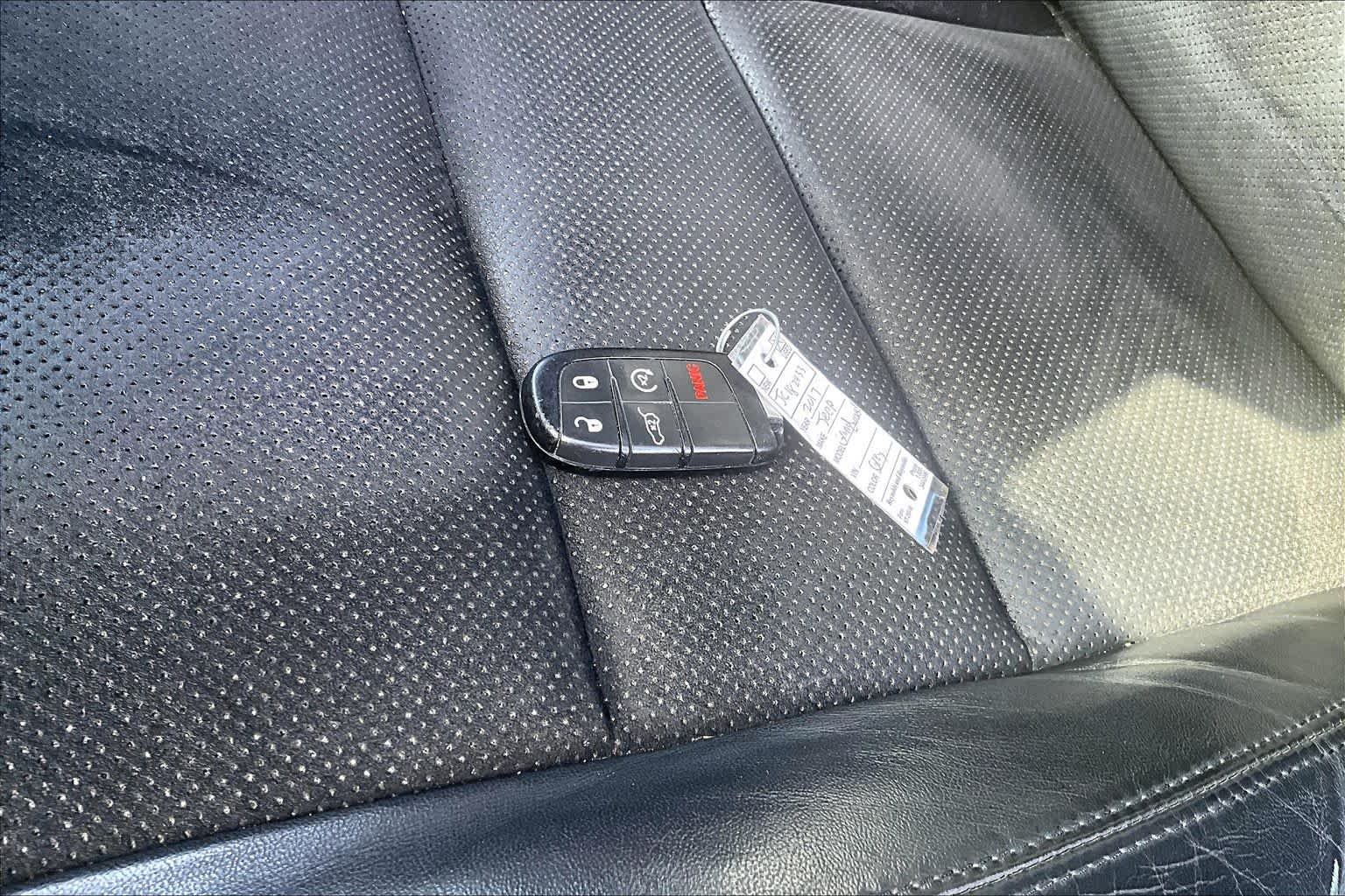 Used 2018 Rhino Clear Coat Jeep Altitude image 15