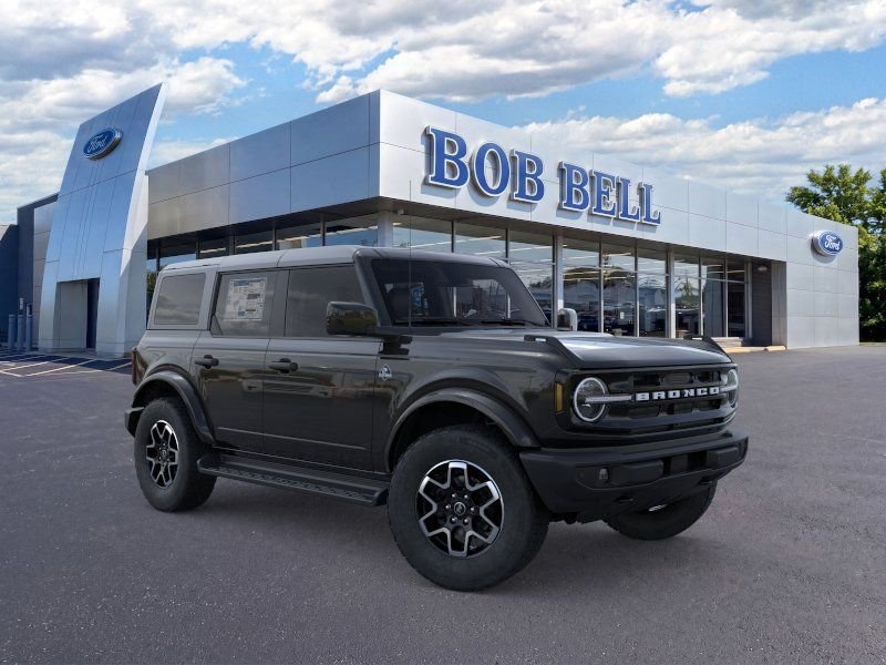 New 2026 Shadow Black Ford Outer Banks® image 7