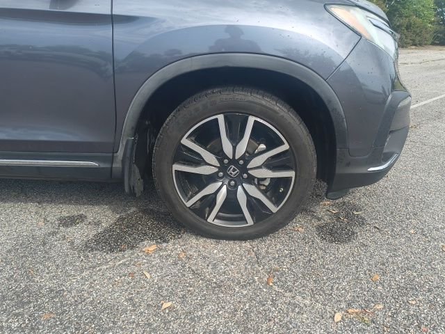Used 2019 Gray Honda Touring image 11