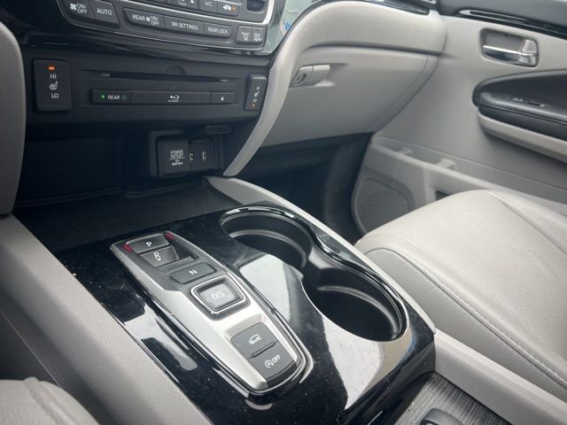 2018 Honda Pilot Touring - Photo 20