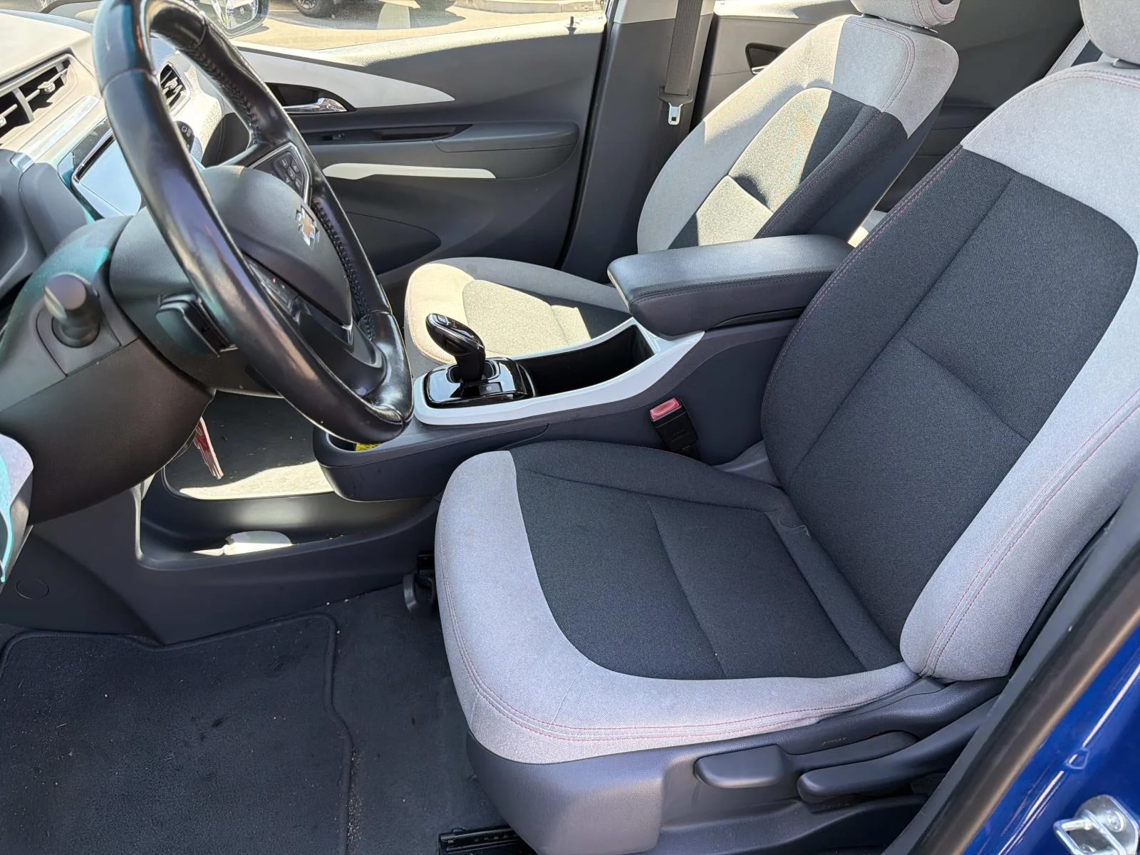 Used 2021 KINETIC BLUE ME Chevrolet 5dr Wgn LT image 18