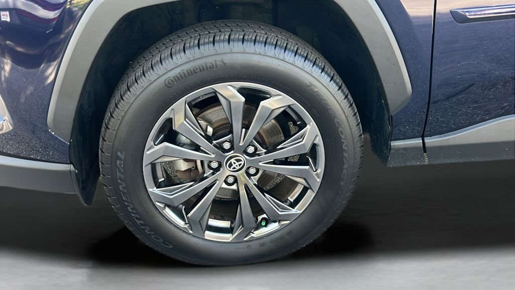 2024 Toyota RAV4 XLE Premium - Photo 26