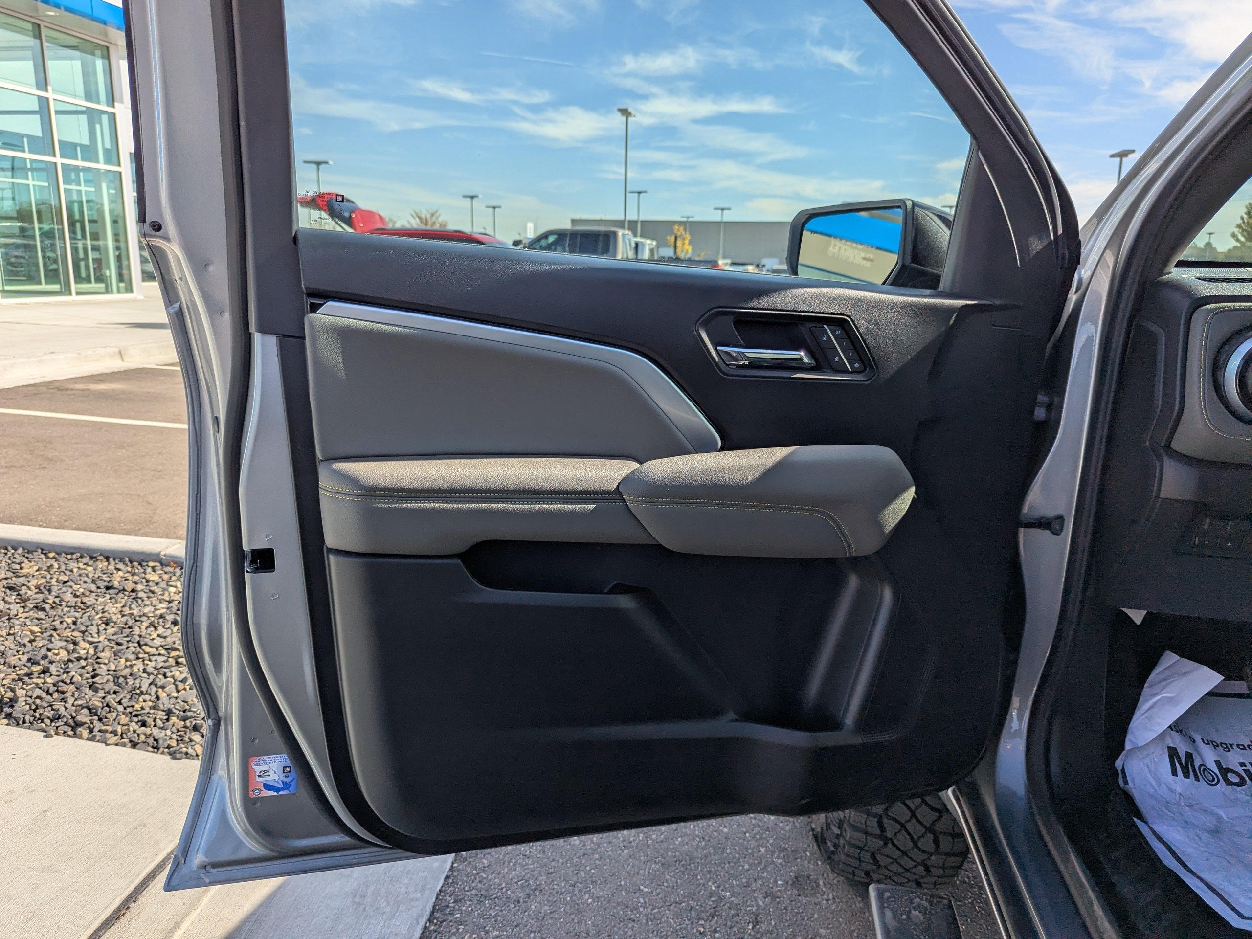 2026 Chevrolet Colorado ZR2 - Photo 10