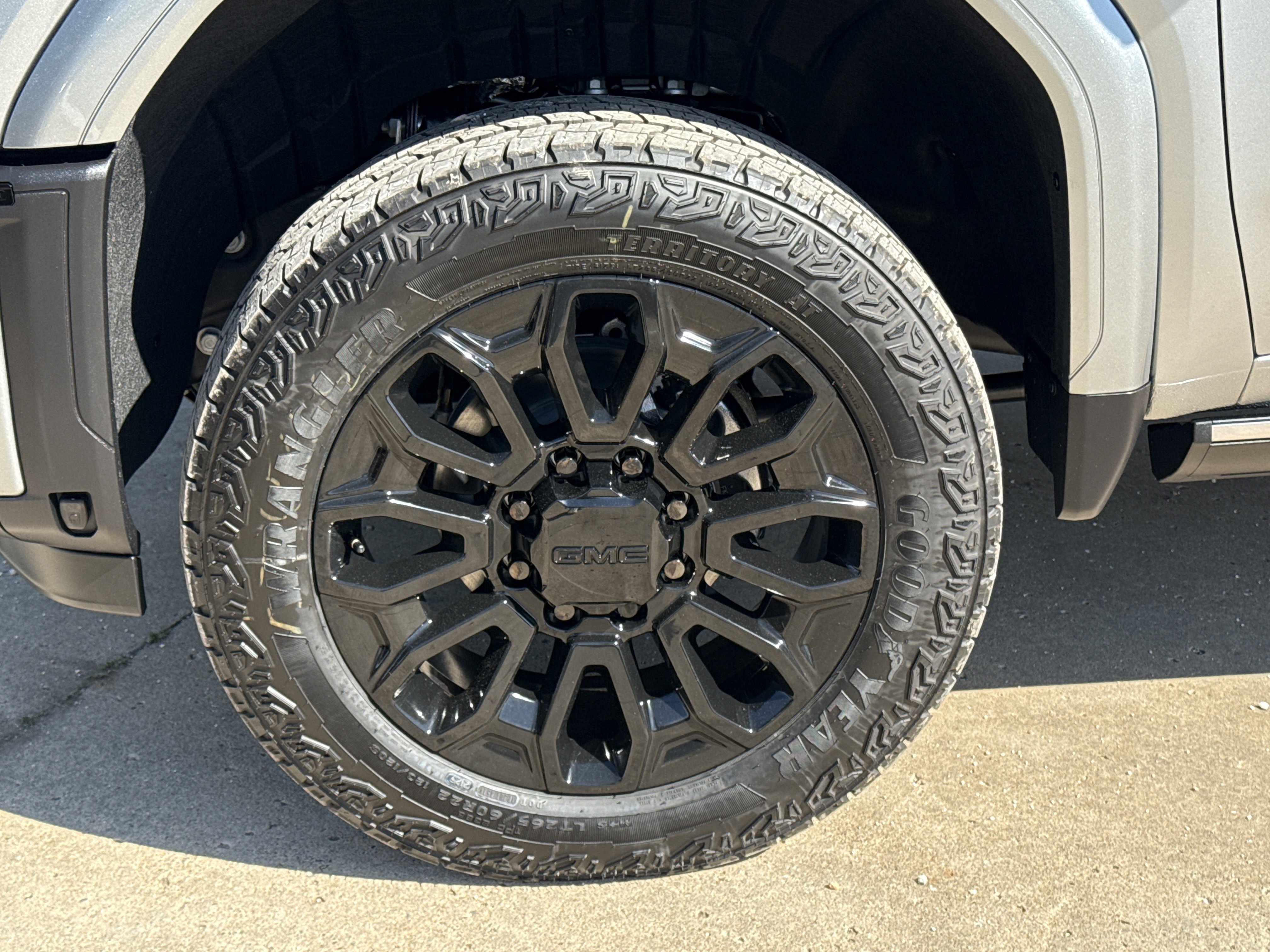 2026 GMC Sierra 2500HD Denali - Photo 16