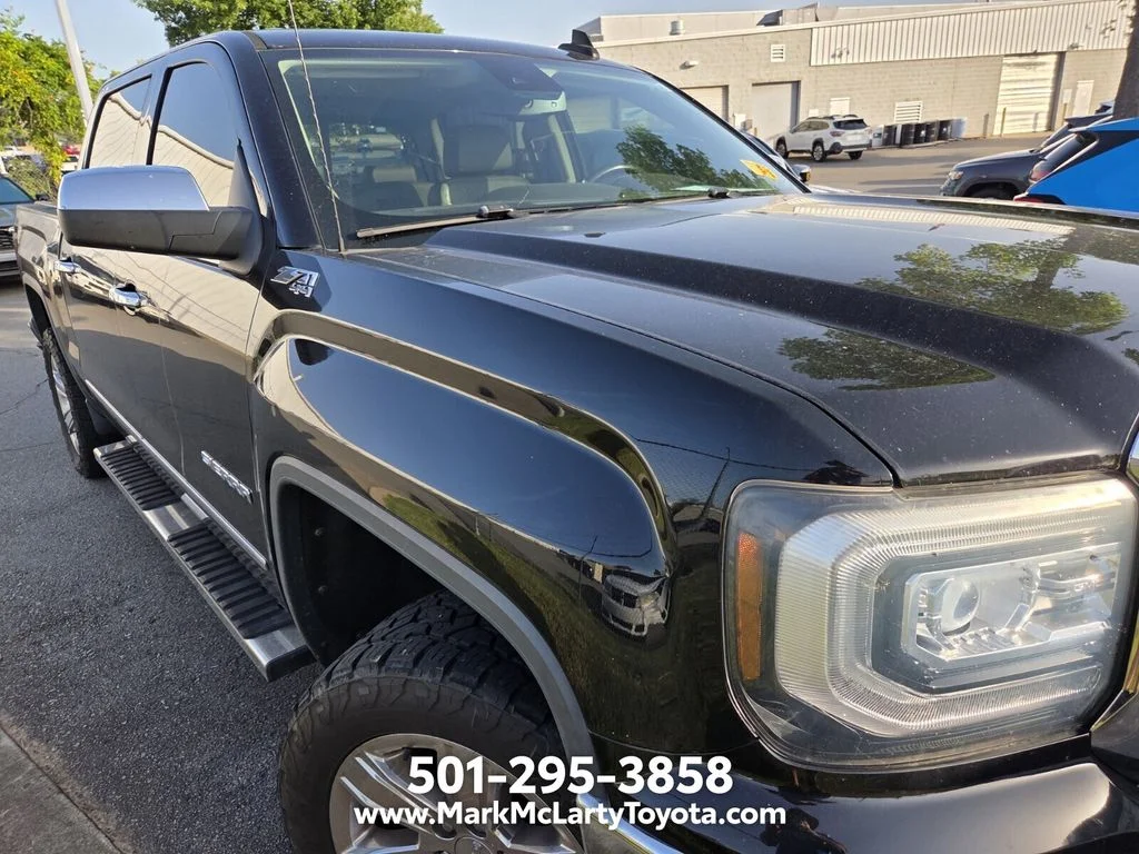 Used 2018 Black GMC SLT image 3
