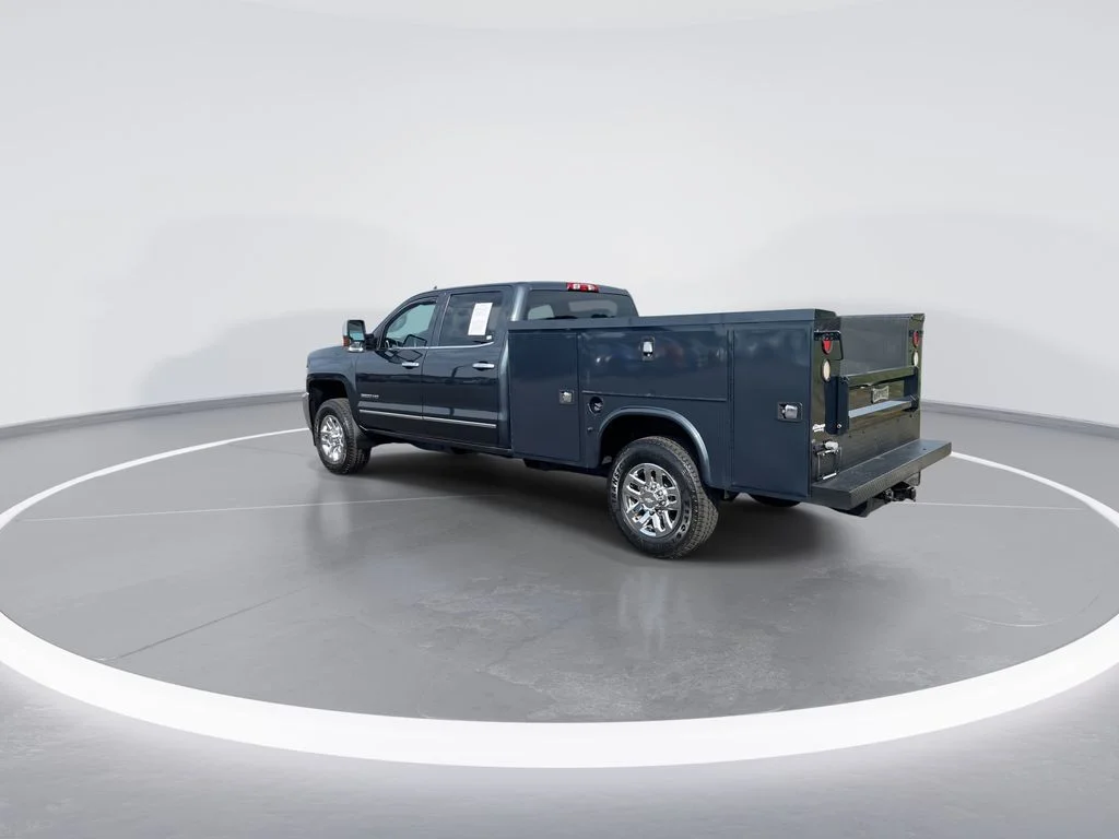 Used 2017 Gray Chevrolet LTZ image 6