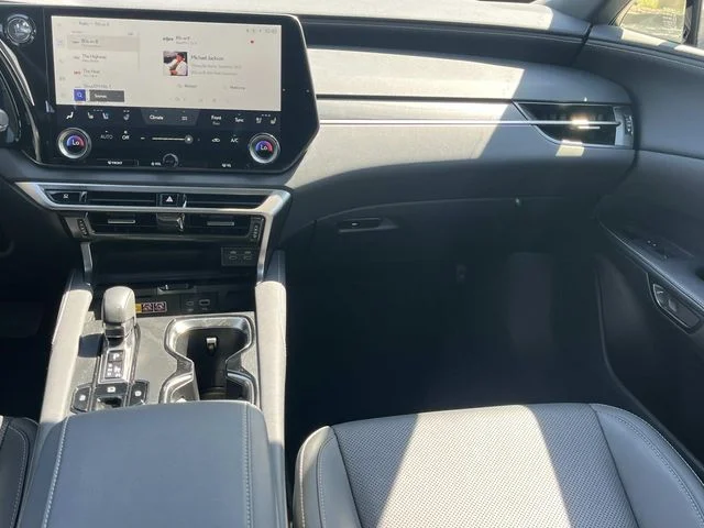 Certified Used 2025 EMINENT WHITE PEARL Lexus 350 Premium image 14