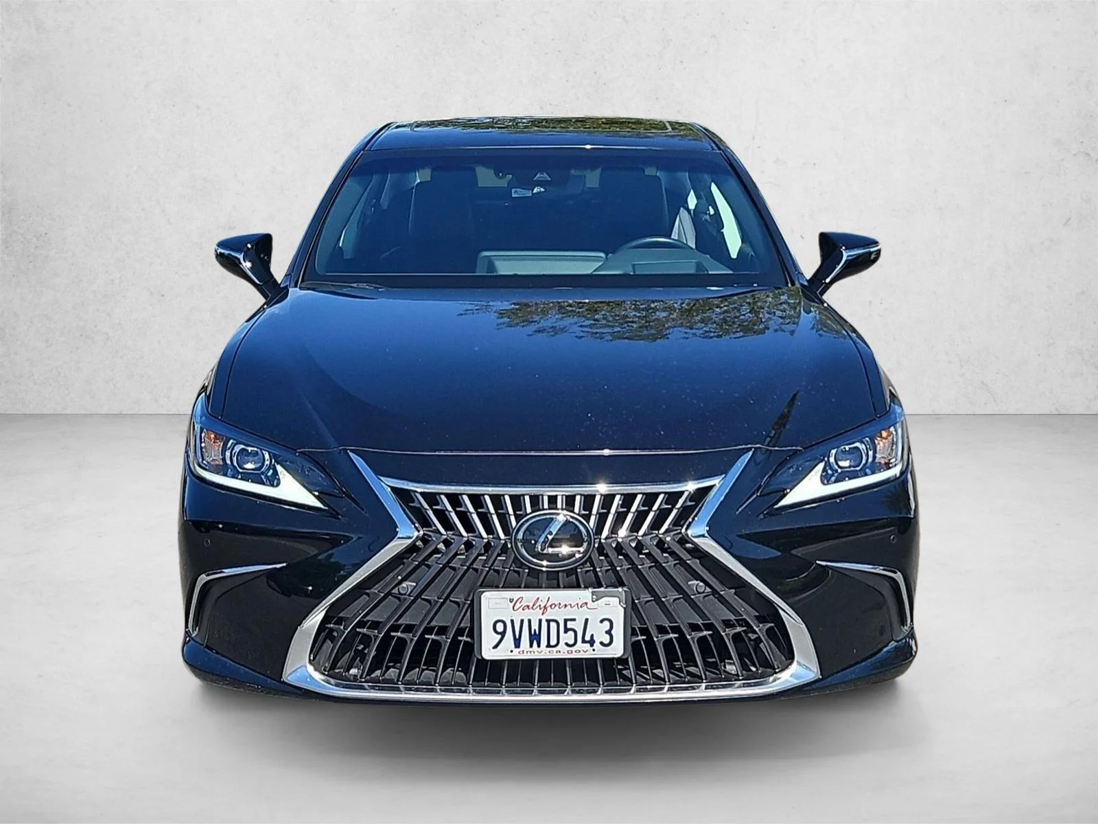 Certified Used 2025 Caviar Lexus ES 300h image 2