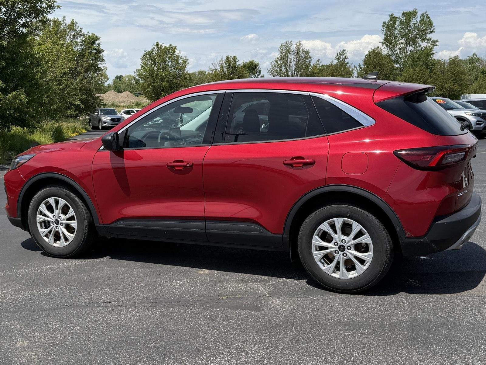 Used 2023 Rapid Red Metallic Tinted Clearcoat Ford Active image 5