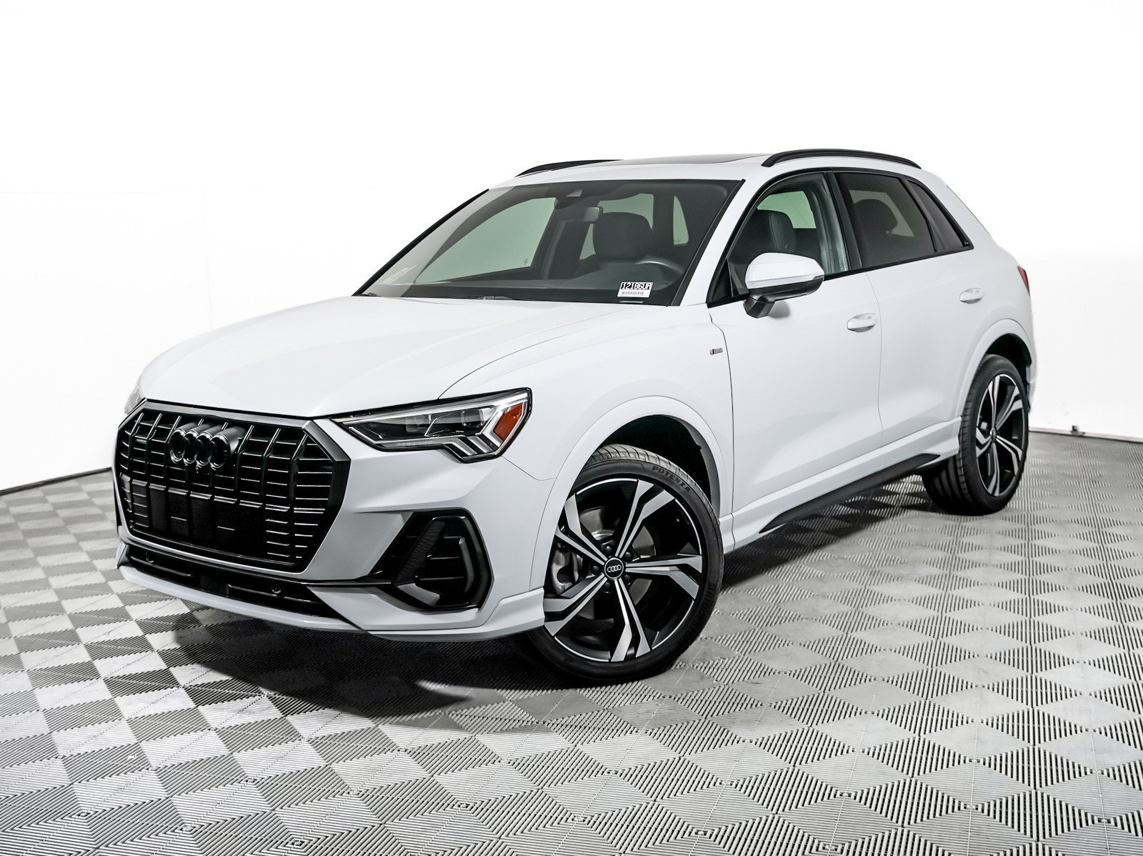 2024 Audi Q3