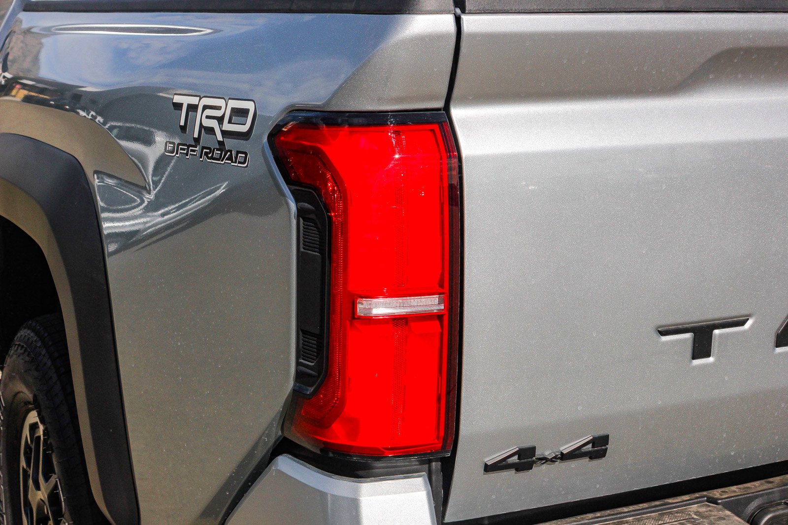 2026 Toyota Tacoma TRD Off Road - Photo 9