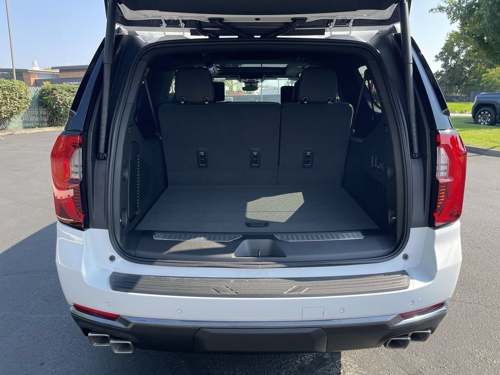 2026 GMC Yukon XL AT4 - Photo 27