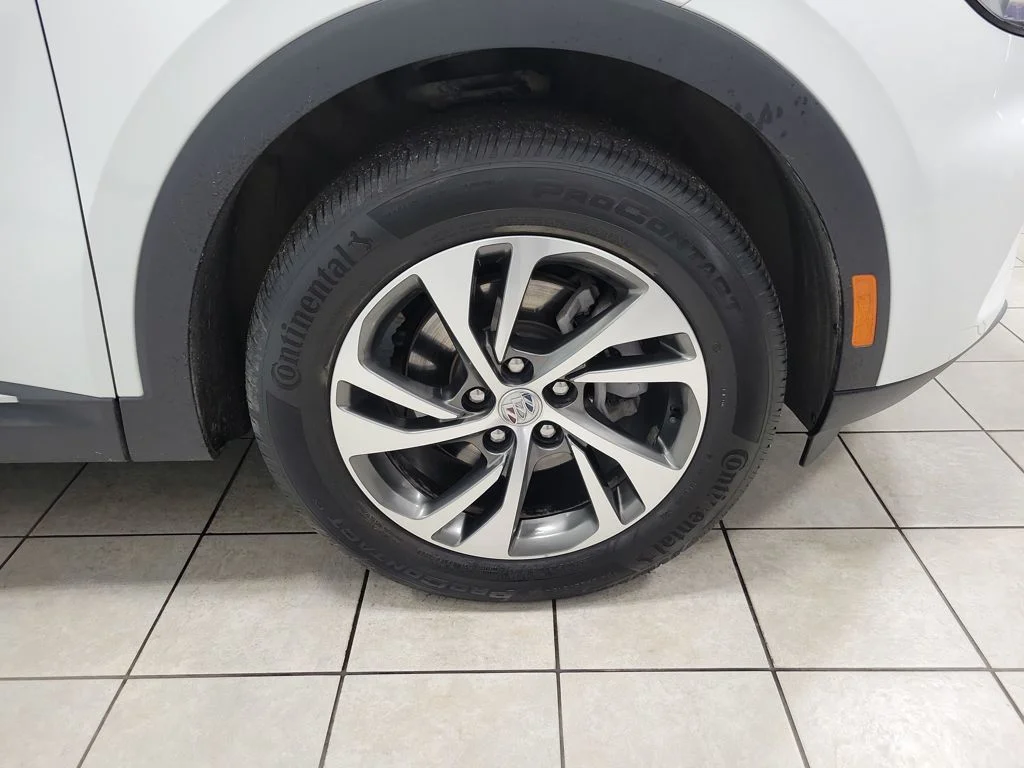 Used 2022 White Buick Essence image 49