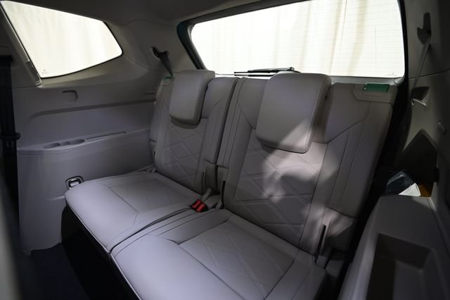 New 2026 Black Volkswagen 2.0T SE w/Technology image 9