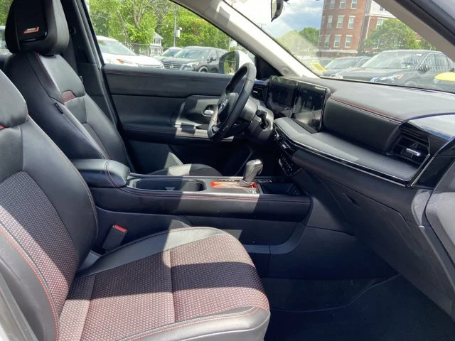 2025 Nissan Kicks SR AWD - Photo 26