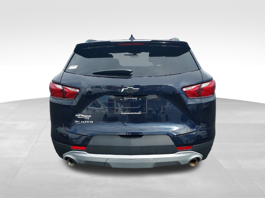 Used 2020 Blue Chevrolet LT image 4