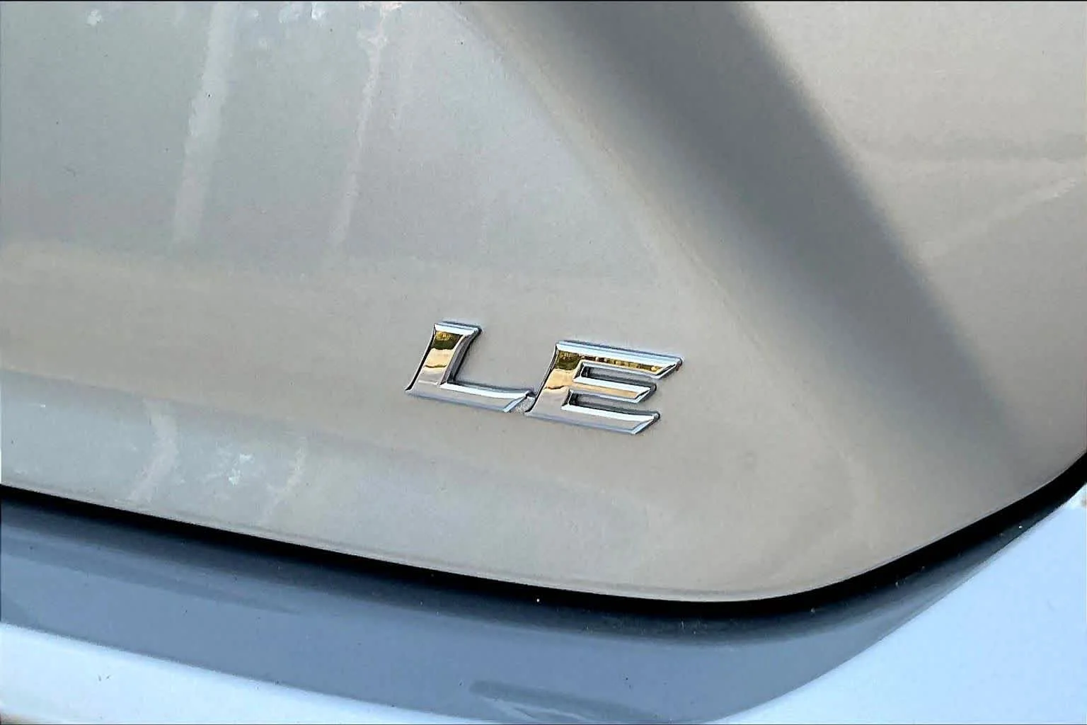Used 2025 Celestial Silver Metallic Toyota LE image 10