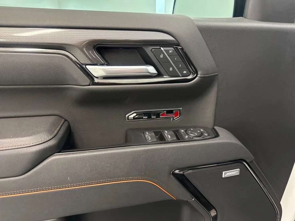 Used 2026 White GMC AT4 image 13
