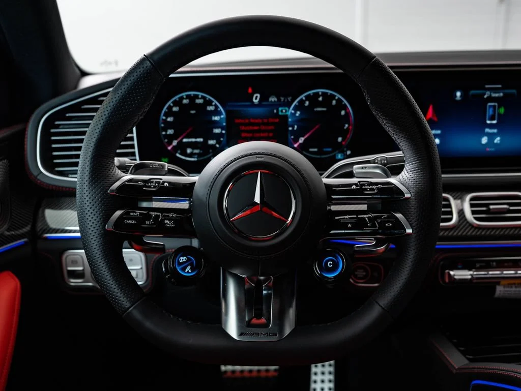 New 2026 Manufaktur Moonlight White Metallic Mercedes-Benz GLE 53 AMG® image 45