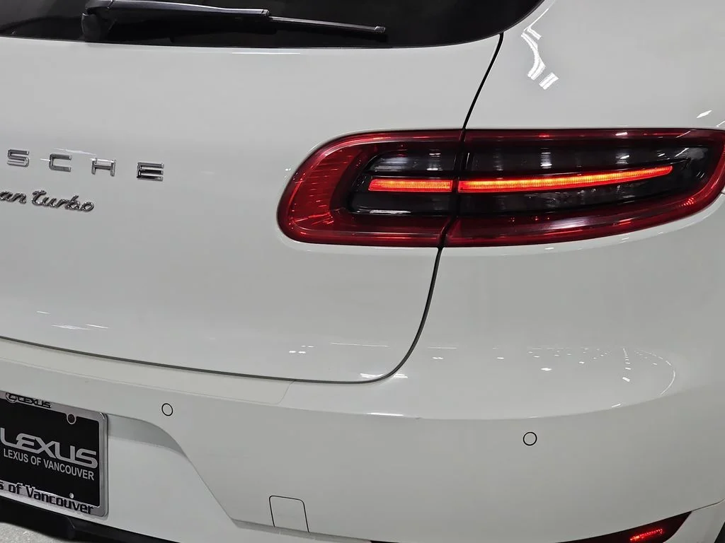 Used 2015 White Porsche Turbo image 15