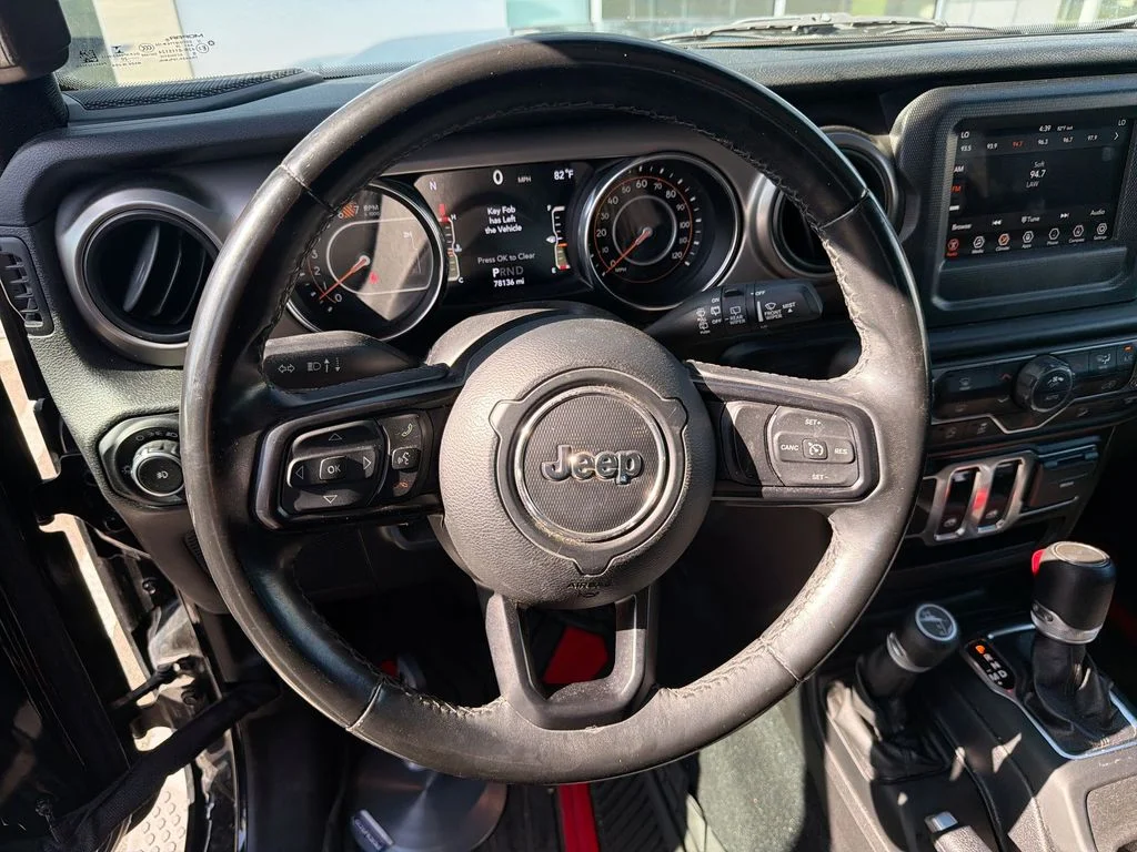 Used 2020 Black Jeep Sport S image 11