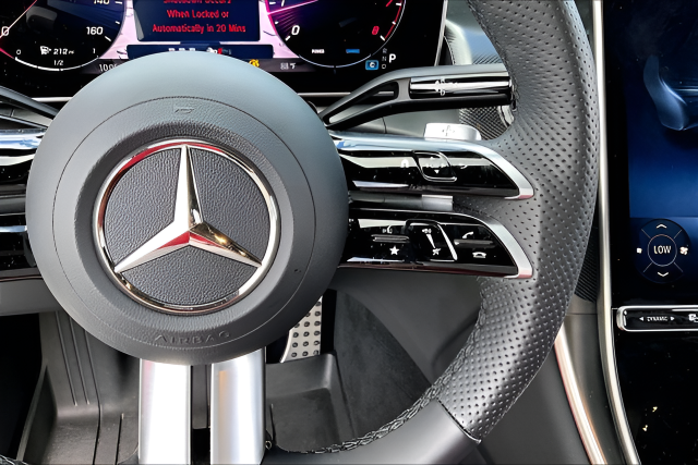 Used 2026  Mercedes-Benz GLC 300 Coupe image 11