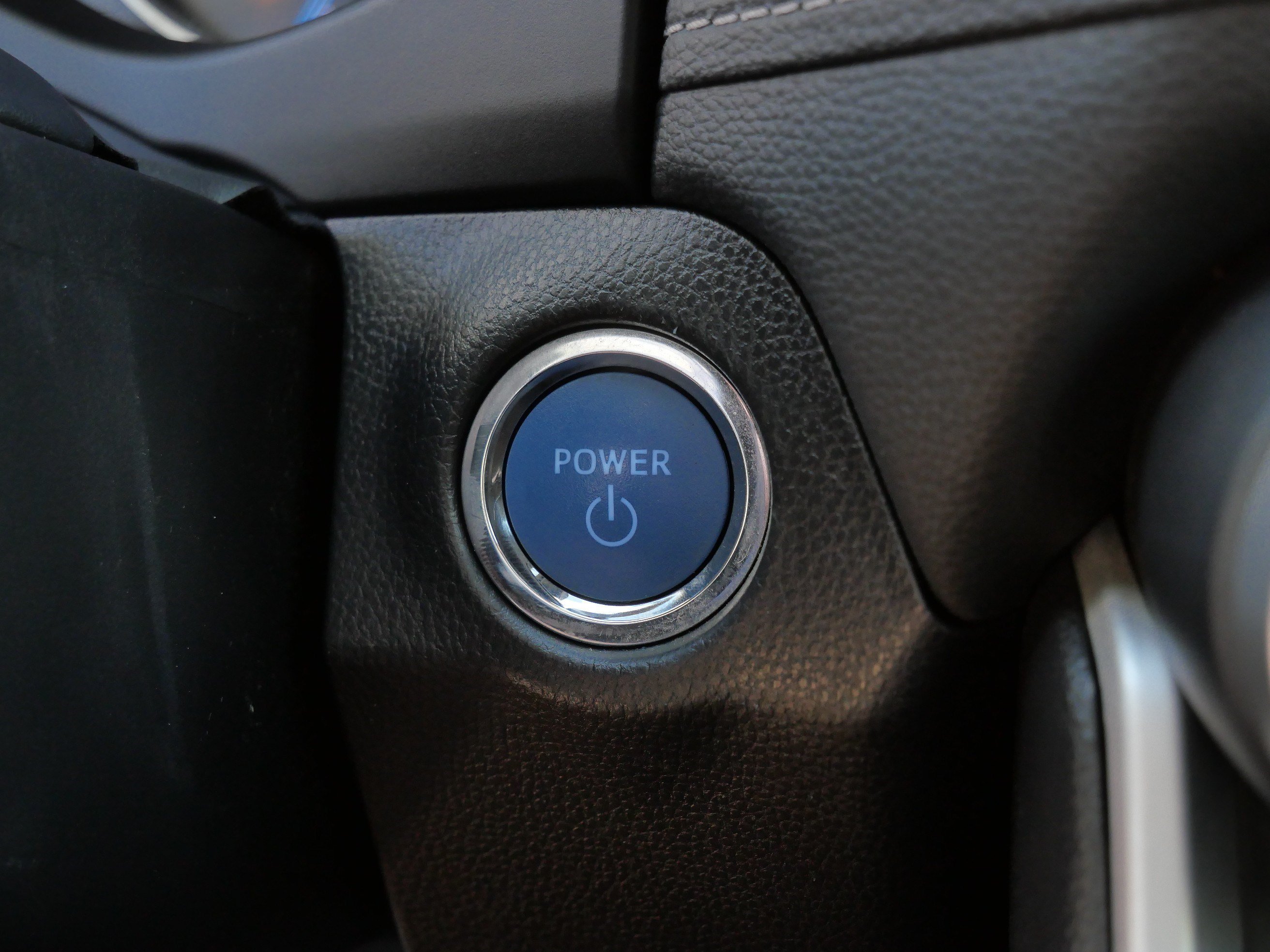 Certified Used 2022 Lunar Rock Toyota Hybrid XLE image 33